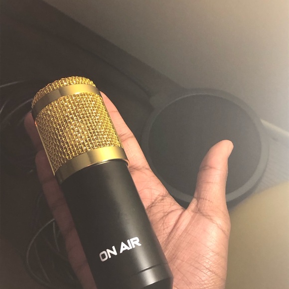 Incredible Home Studio Microphone Bundle - Picture 12 of 12